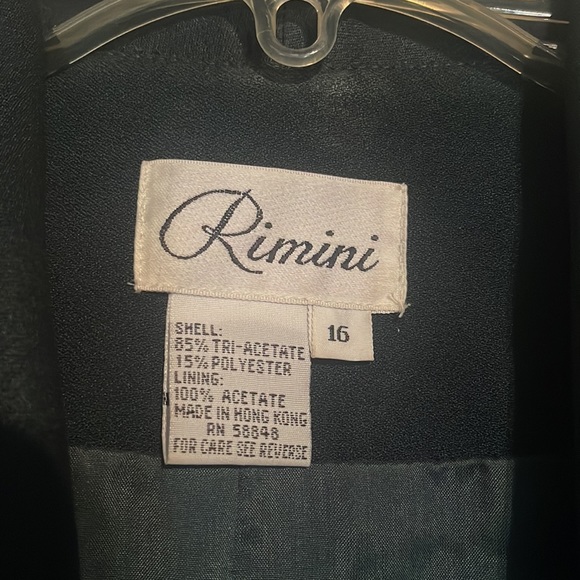 Dressy 2-pc Outfit - Picture 4 of 8